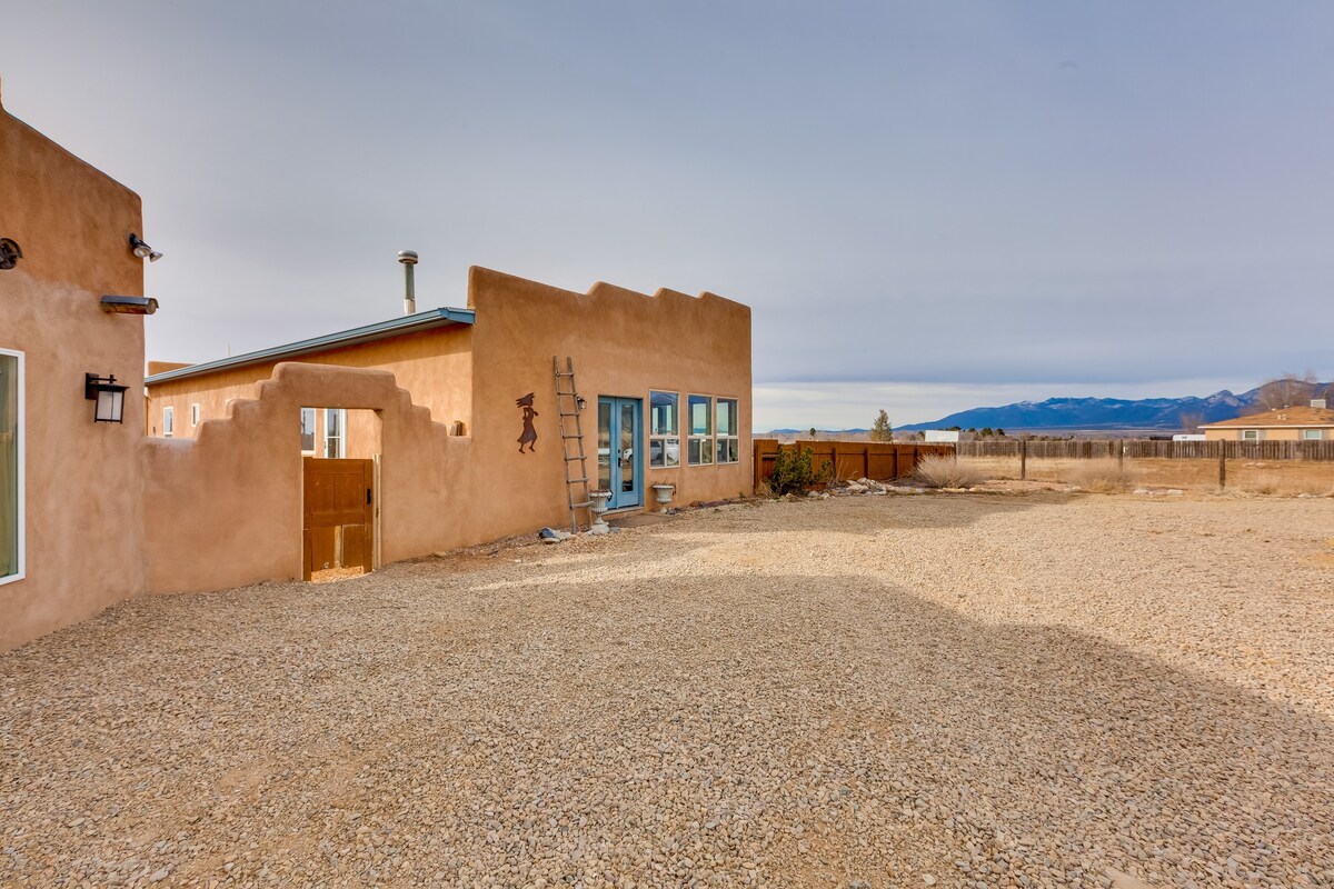 Ideally Located Taos Vacation Rental w/ Gas Grill