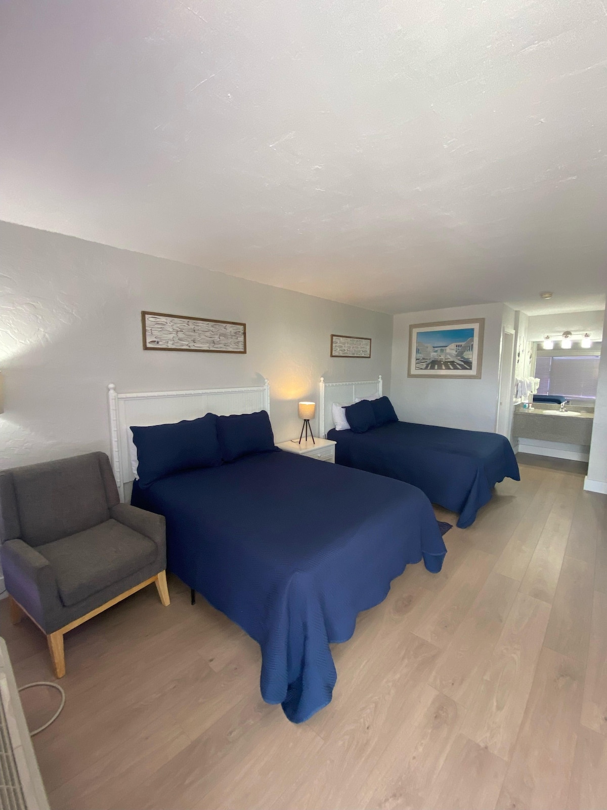 Bonita Beach Inn & Suites Two Double Beds 201