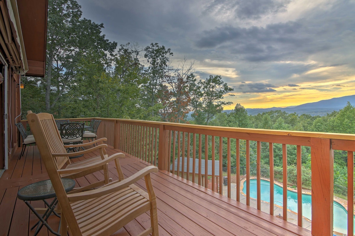 Cleveland Cabin w/ Pool, Hot Tub & Mountain Views!