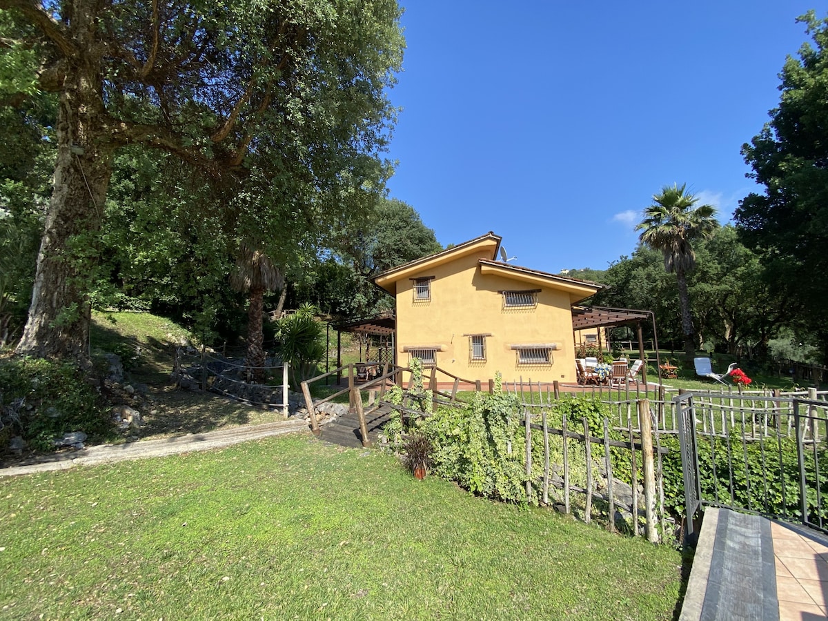 holidaycasa Quercia - villa con piscina