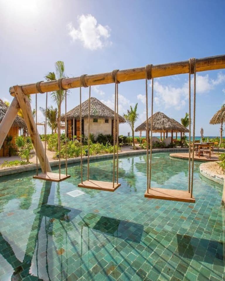 4BD Grand Luxxe: Oceanfront Resort in Riviera Maya