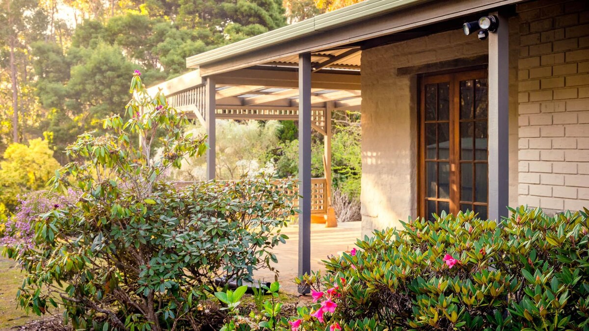 Cloudy Creek Cottage