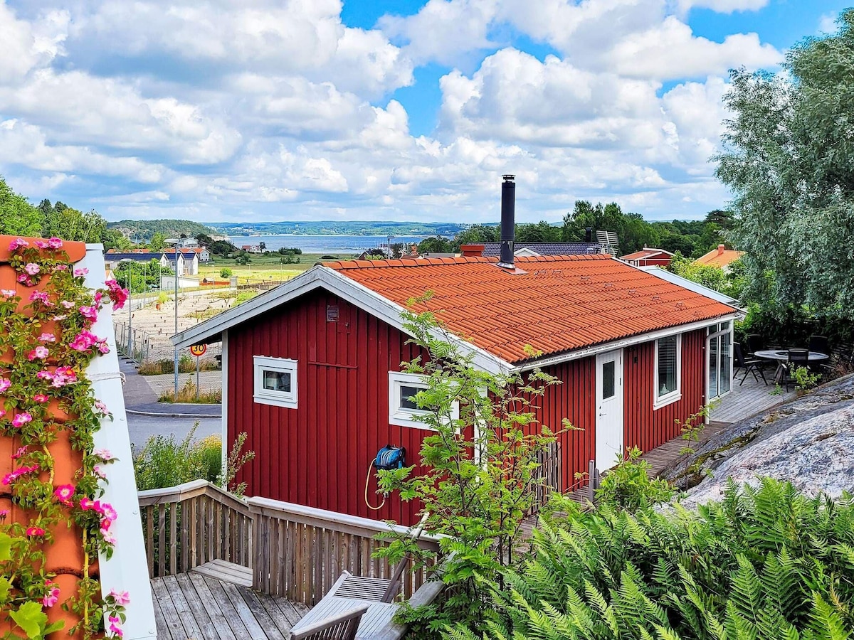 5 person holiday home in höviksnäs