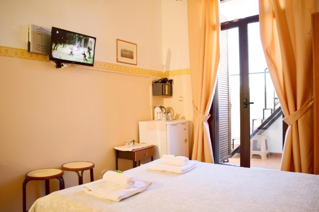 Stoa Rooms | Studio with sea view 2