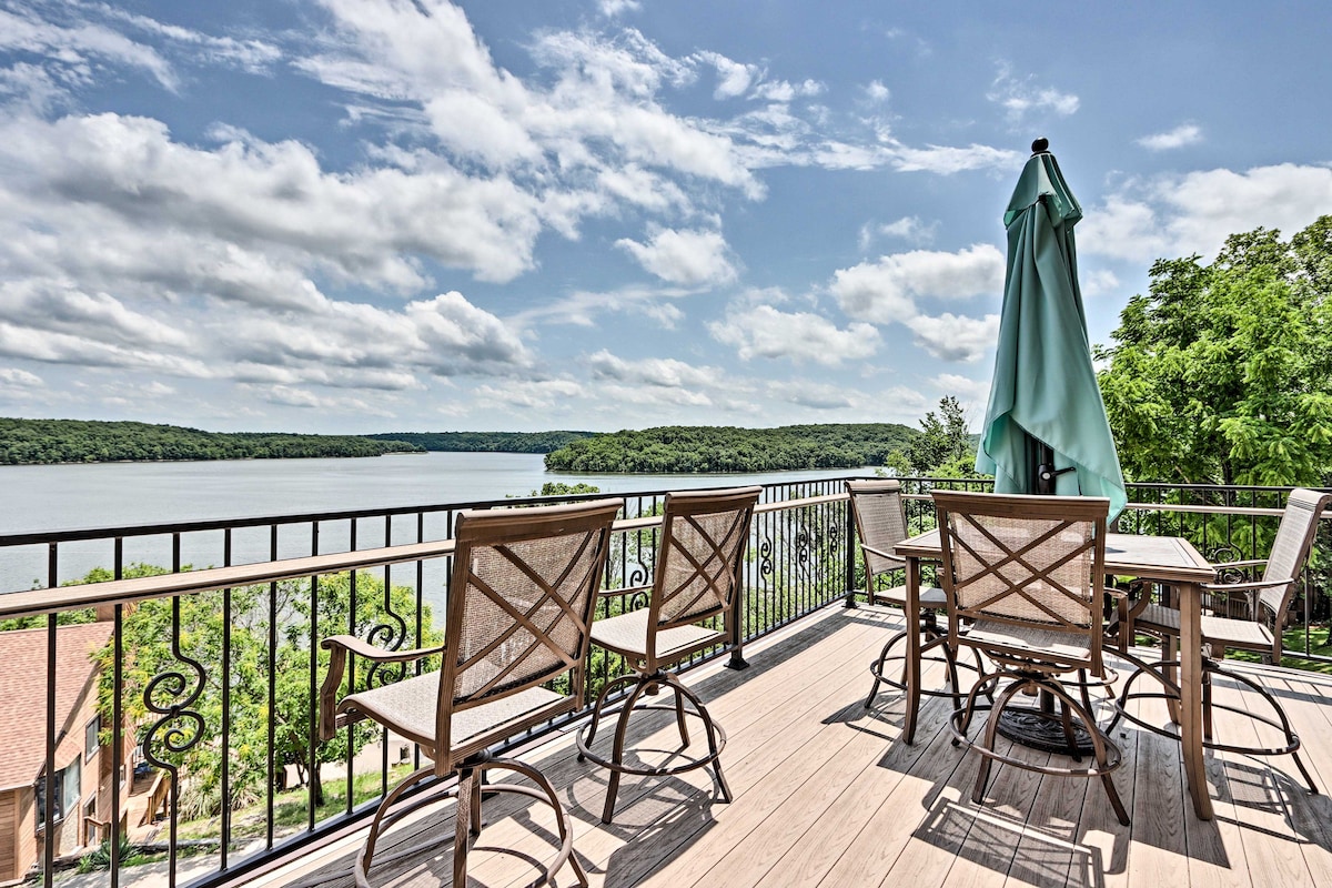 Luxury Lake of the Ozarks Home with Boat Dock ！