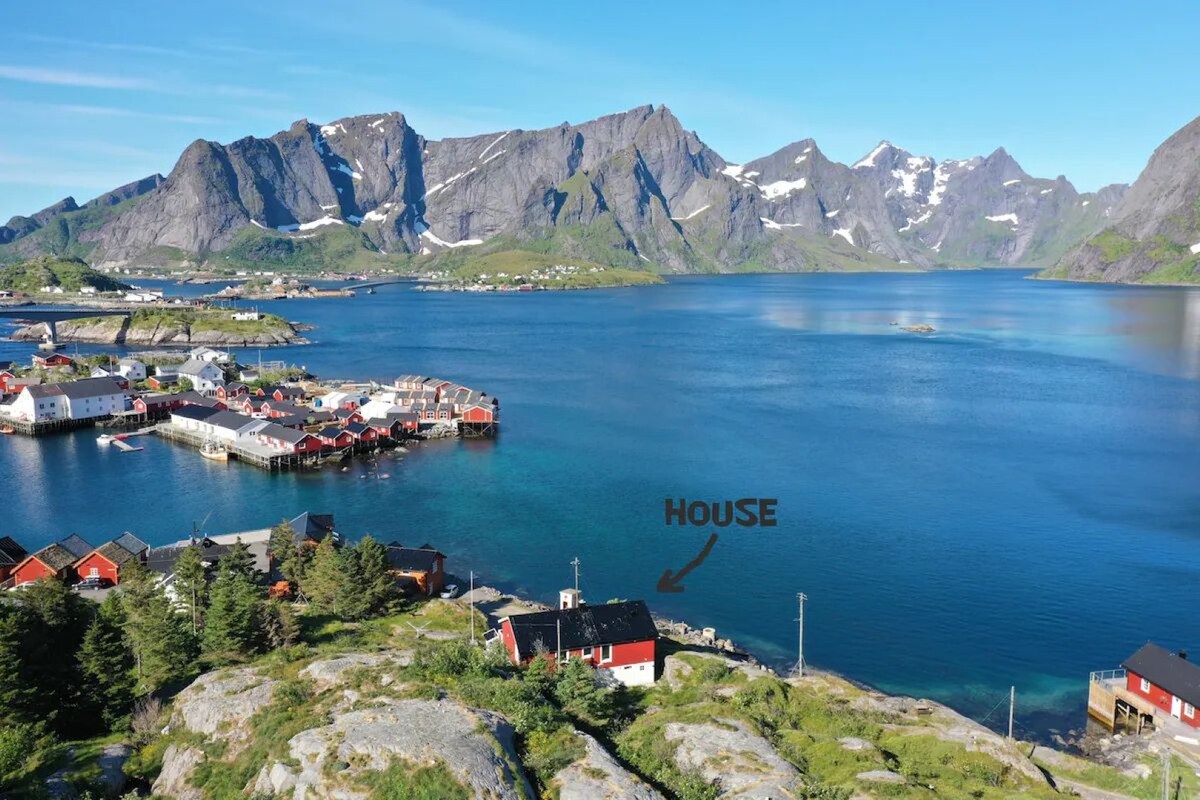 Lofoten panoramic luxury home with sauna