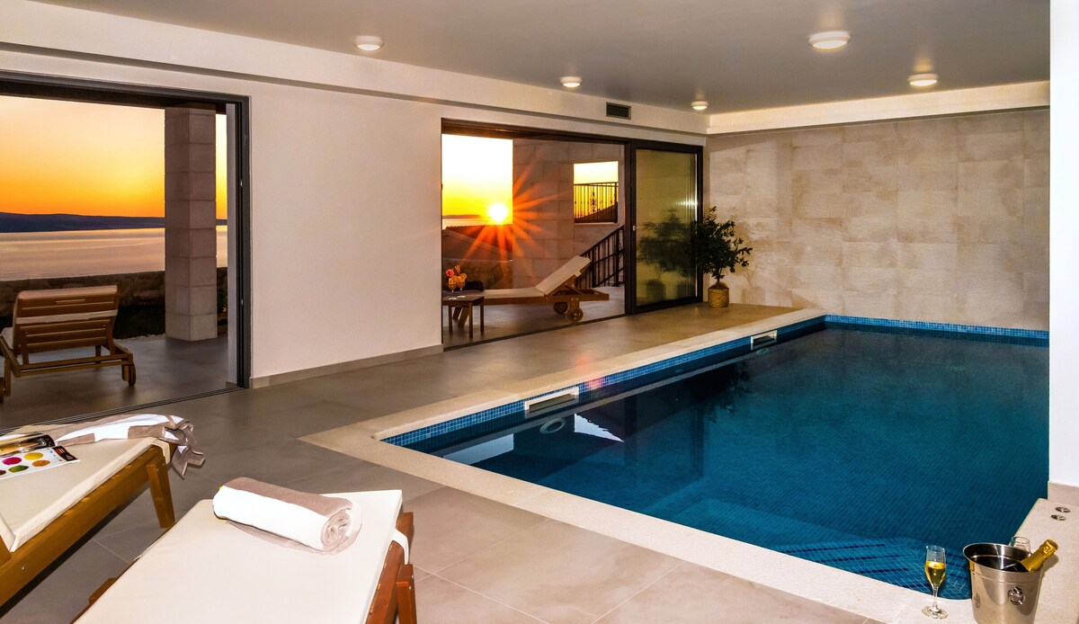 Three Bedroom Villa, in Omis, Indoor pool