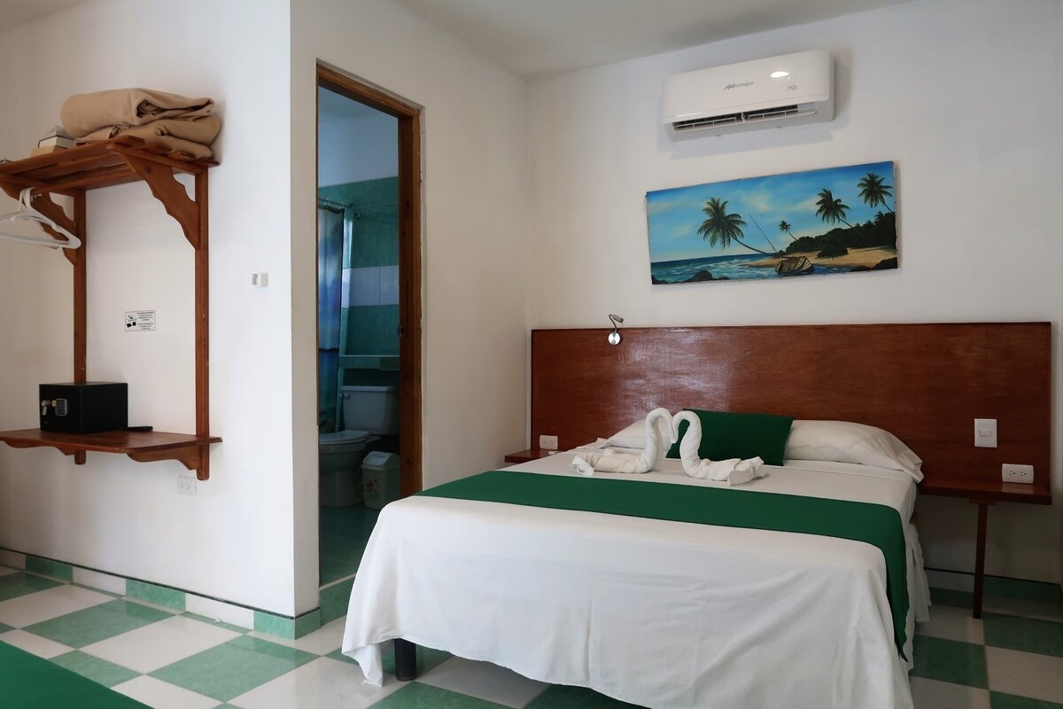 Playa Larga （ 122474 ）公寓，可供4位房客入住，面积为20平方米