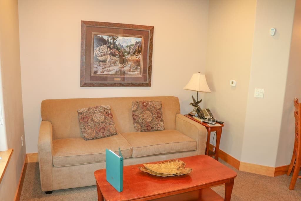 Golf Front 1 Bedroom Condo with Resort  Amenities