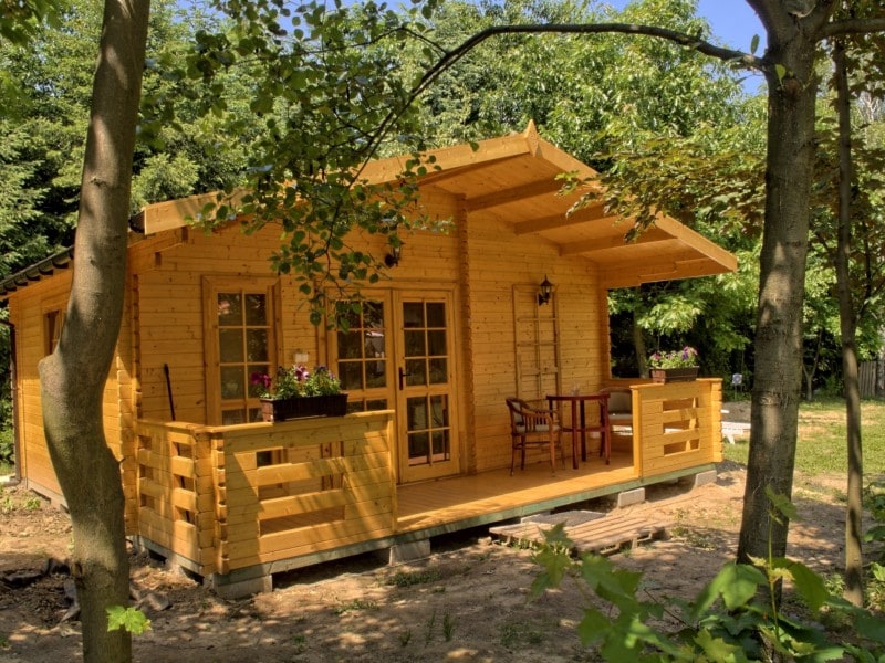 4人小屋（两个房间+卫生间和露台）。Pensjonacik Ogrody