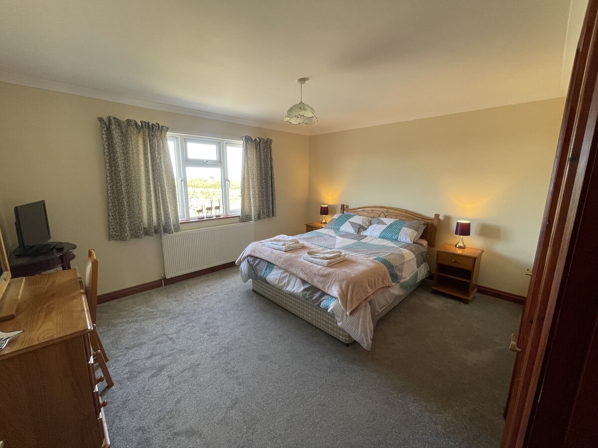 Two Acres Port Isaac Disability & Dog Friendly
