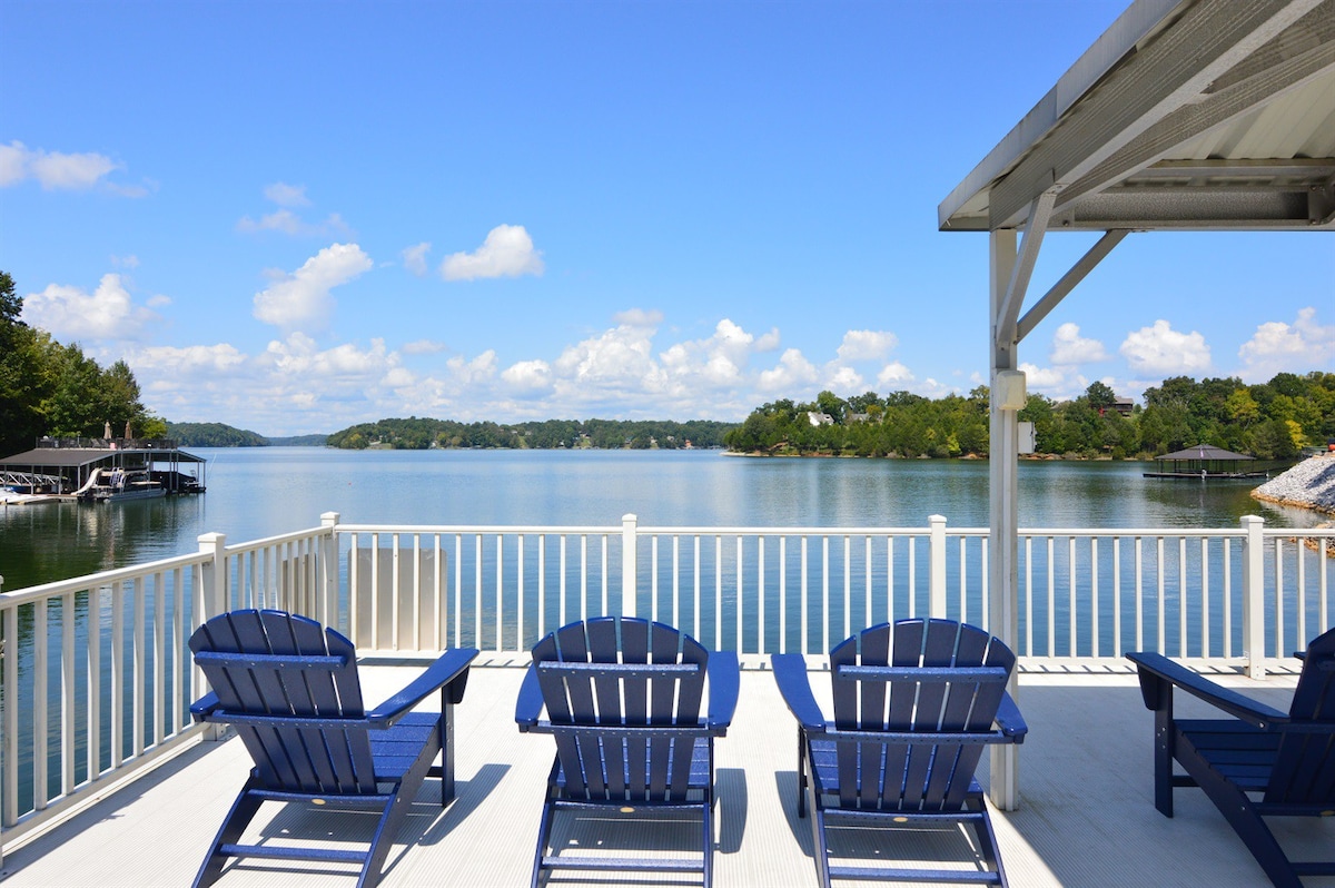 Luxury Lakefront - Unbeatable Views, Dock