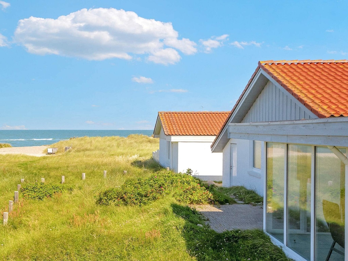 8 person holiday home in frøstrup