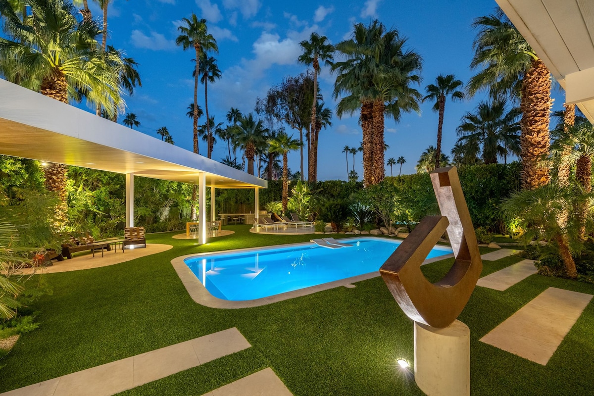 Modern Oasis