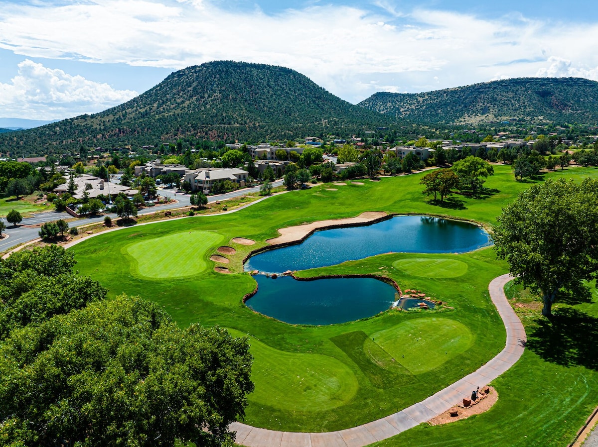 Sedona Hangout On The Green-Game Room & Lounging