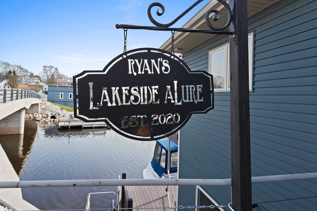 Lakeside a 'Lakeside a' Lure - Best Catch in Algoma/Door County