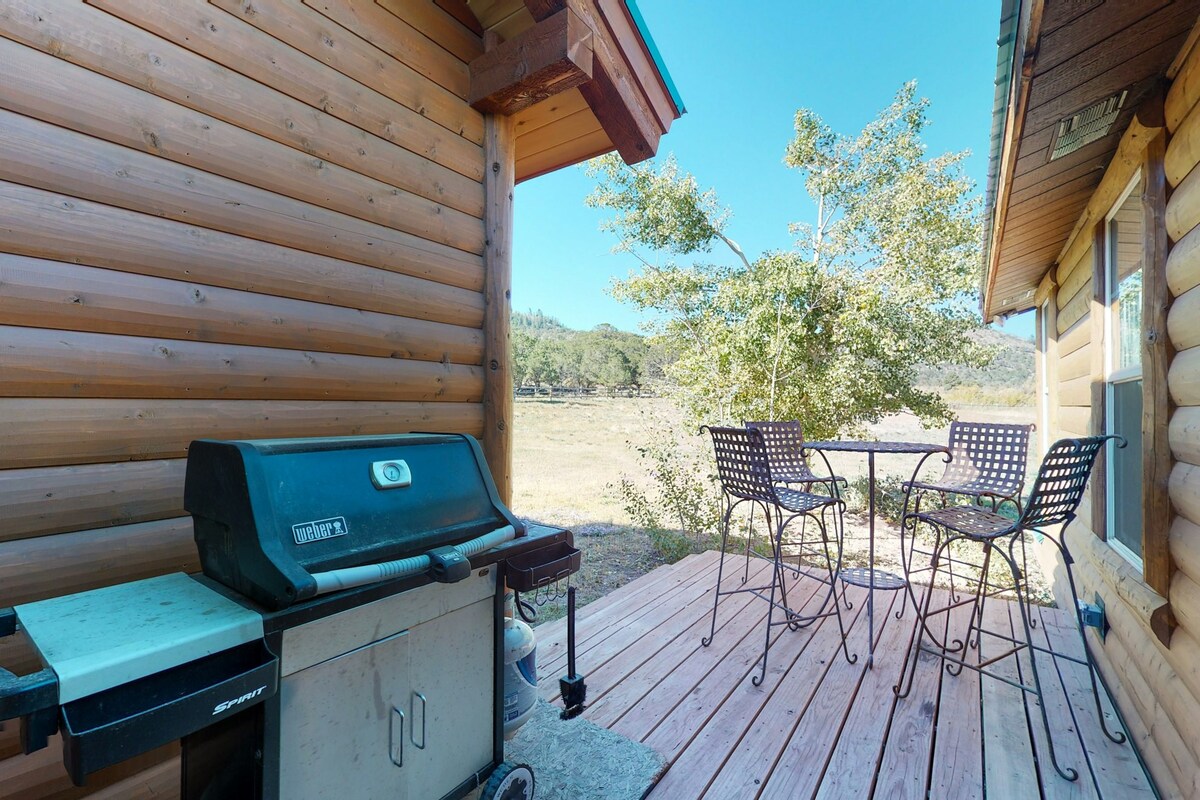 Country 3BR Mountainview | Deck | W/D