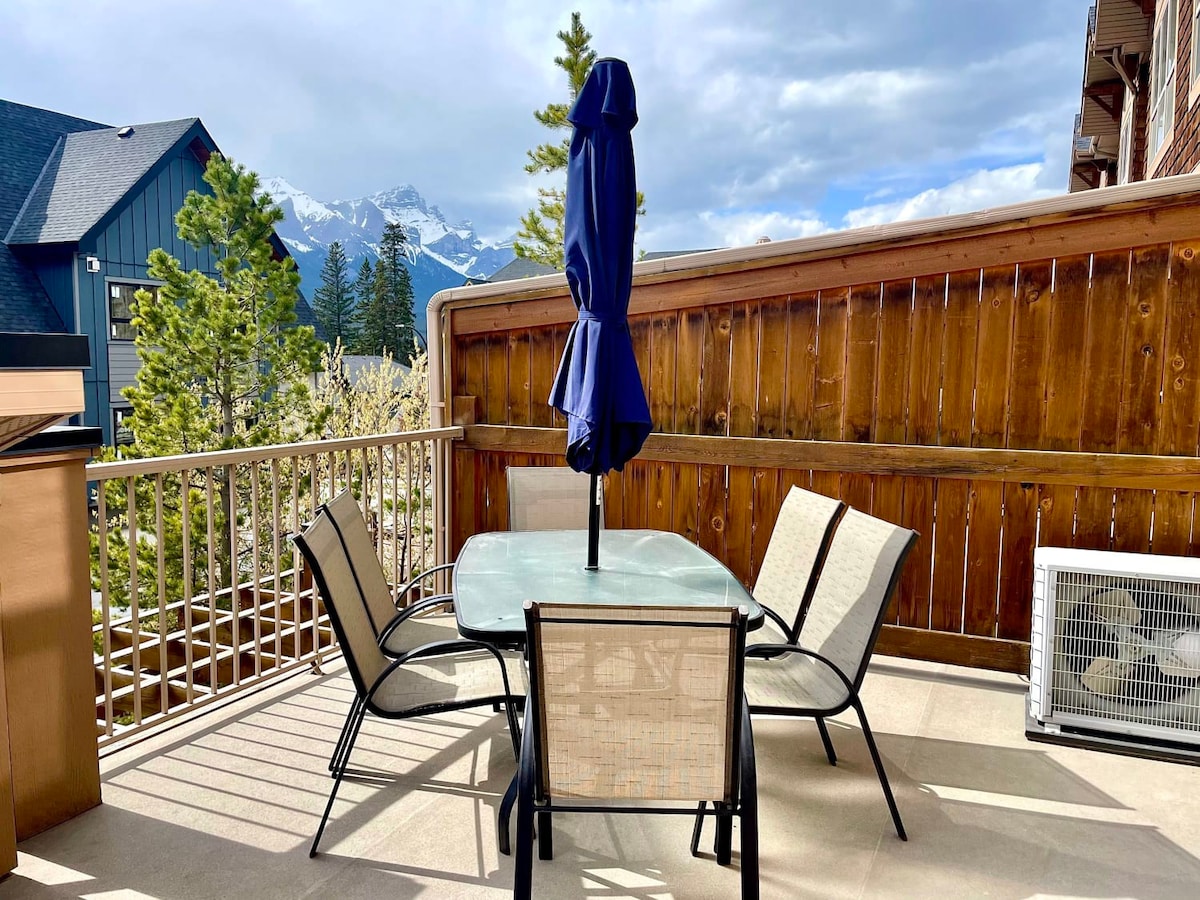 #202 Canmore home with beautiful views