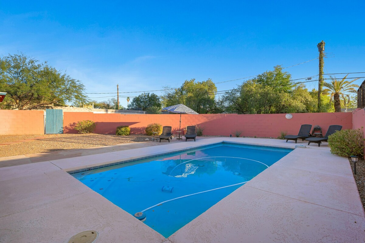 Beautiful 5BR | Private Pool | Patio | W/D