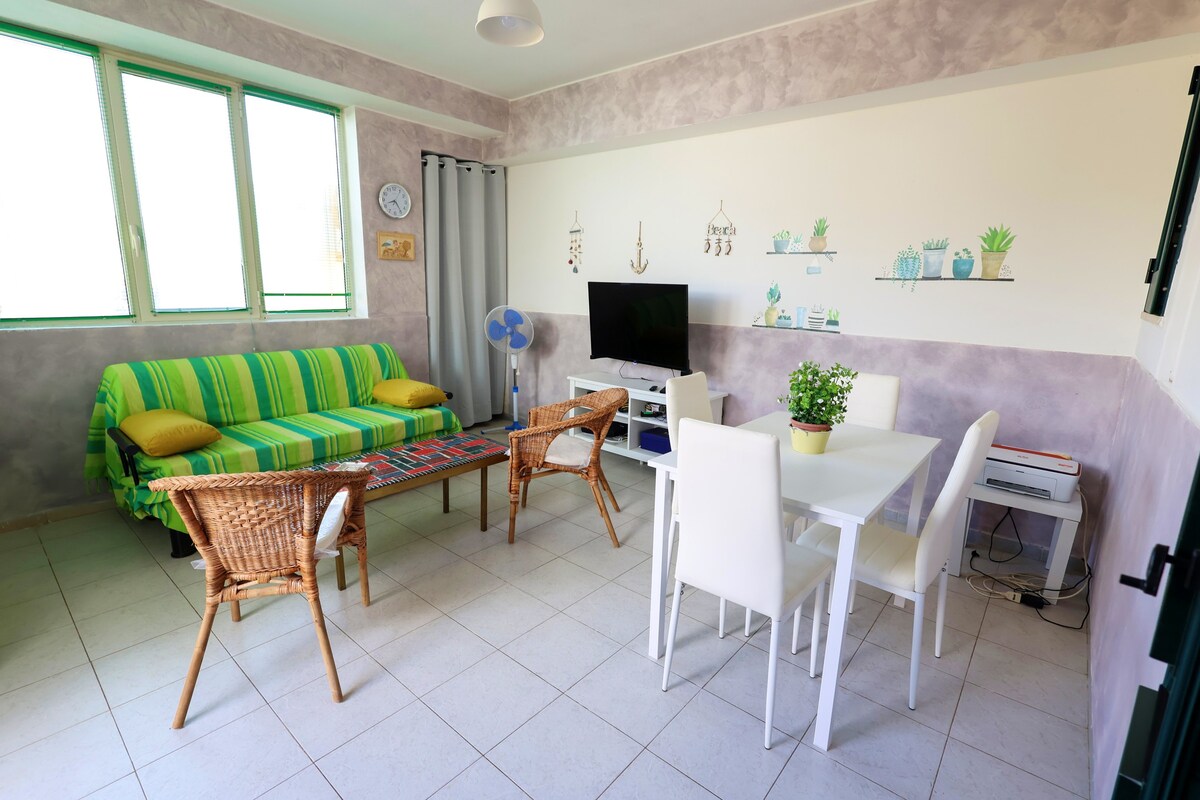 Apartement 400 m away from the beach for 8 ppl.