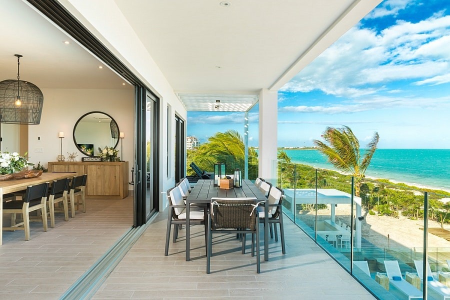 Magnificent 4 bedroom Penthouse on the ocean!