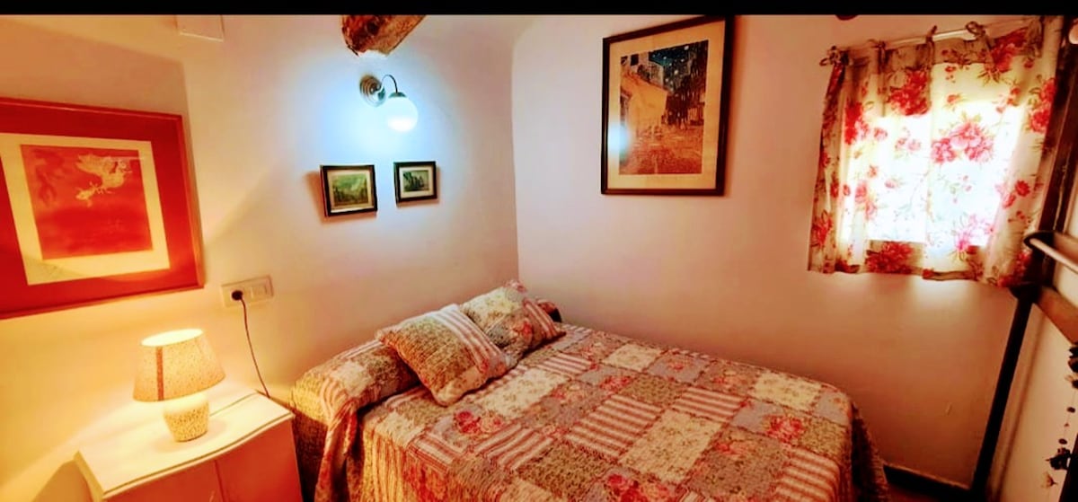 位于昆卡（ Cuenca ）的美丽公寓，可供3人入住