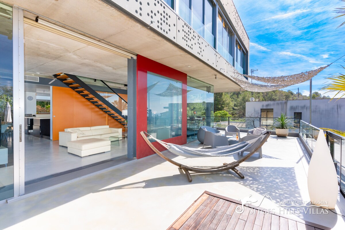现代化的阿拉戈别墅，可欣赏海景和私人泳池