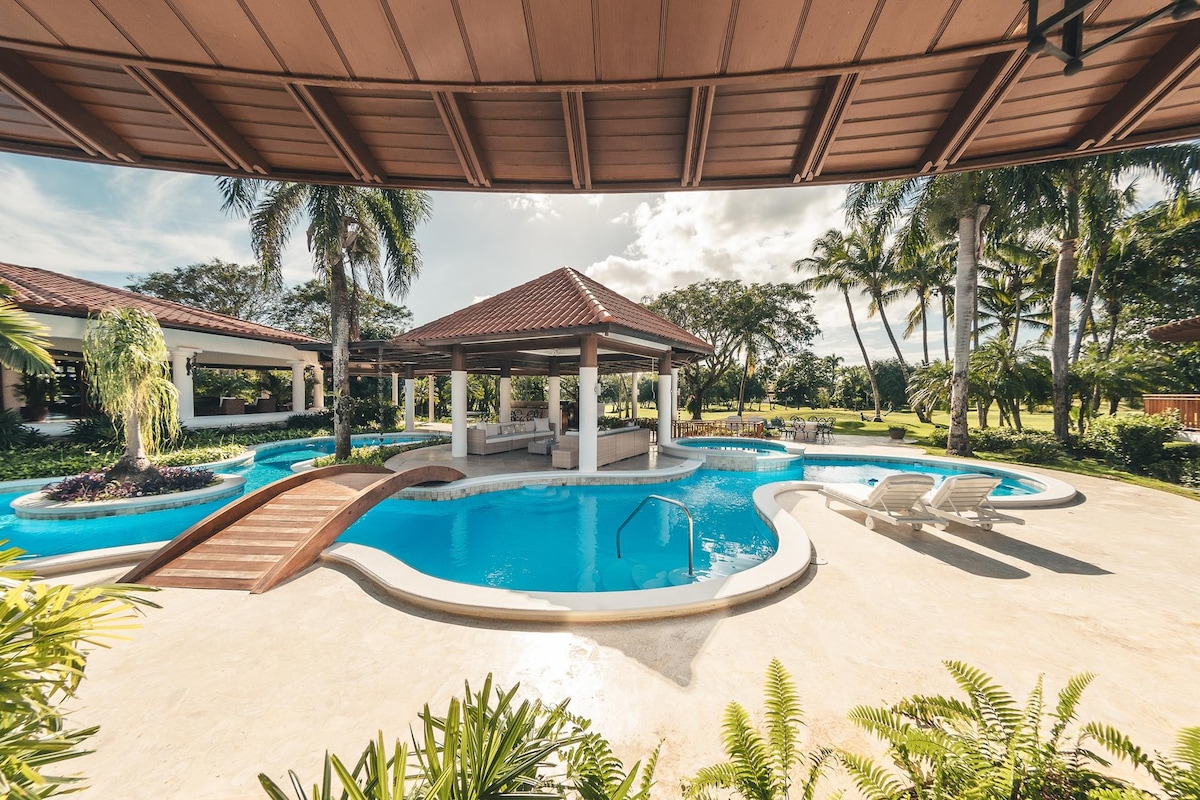 Luxurious Maison Larimar at Casa de Campo