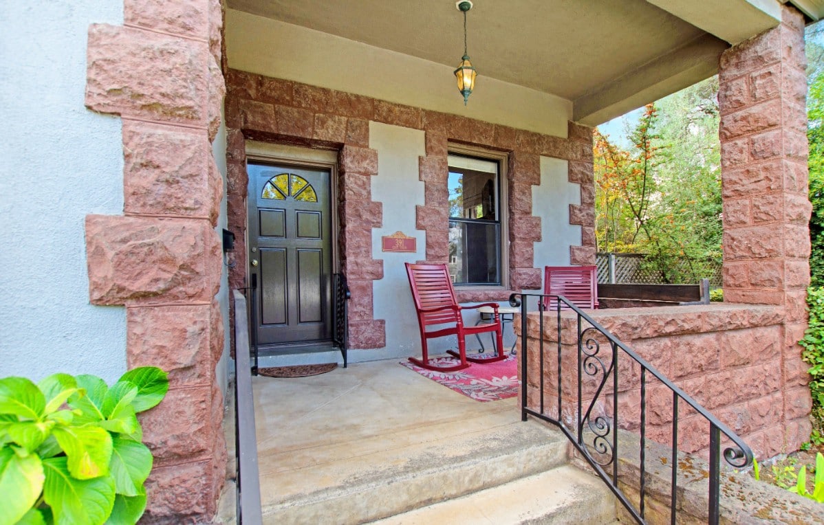 Historic Cuneo Cottage Downtown Sonoma