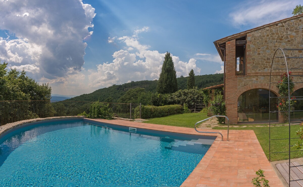 Tinaia别墅，您的下一个假期，带私人游泳池