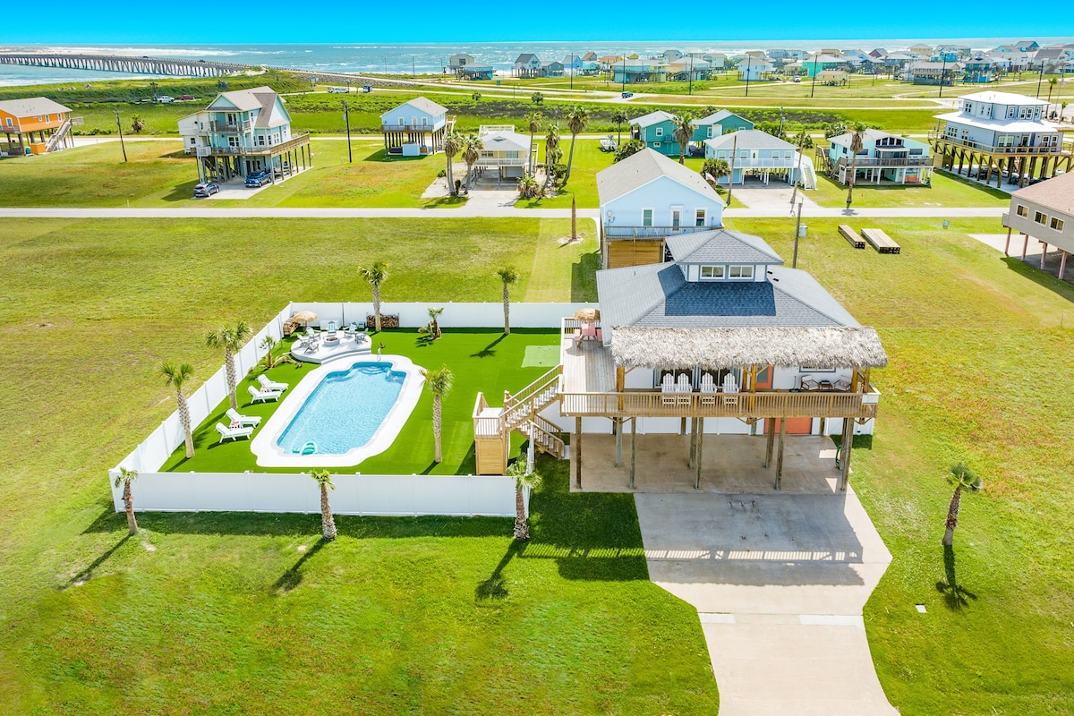 Your Own Pool, Fire Pits, Putting Green, Ocean Vie