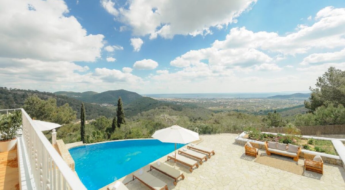 Villa Bellavista has stunning views
