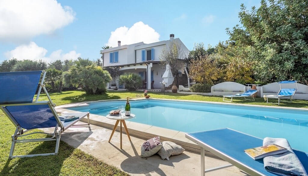 Villa Josephine with pool and Park for 8 guests