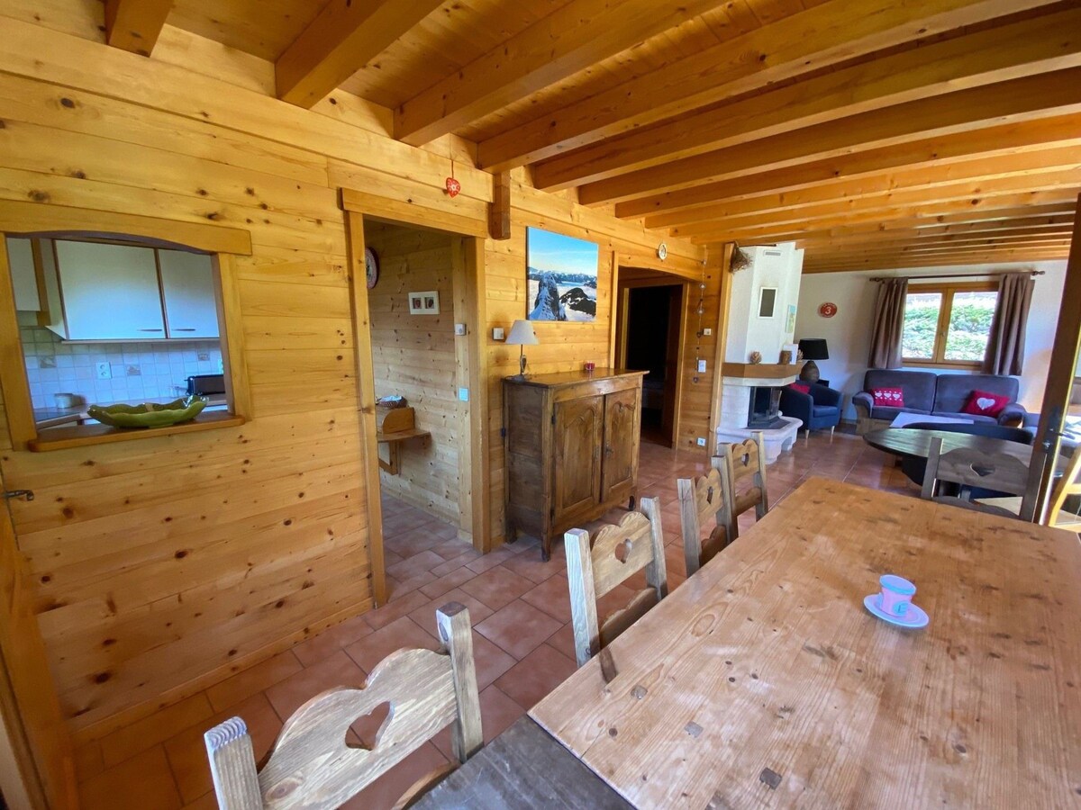 La Clusaz度假木屋， 4间卧室， 10人。