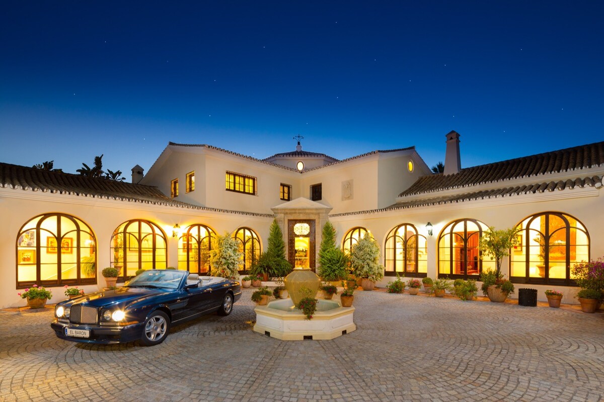 Cubo's Luxury Mansion El Baron de Sierra Blanca