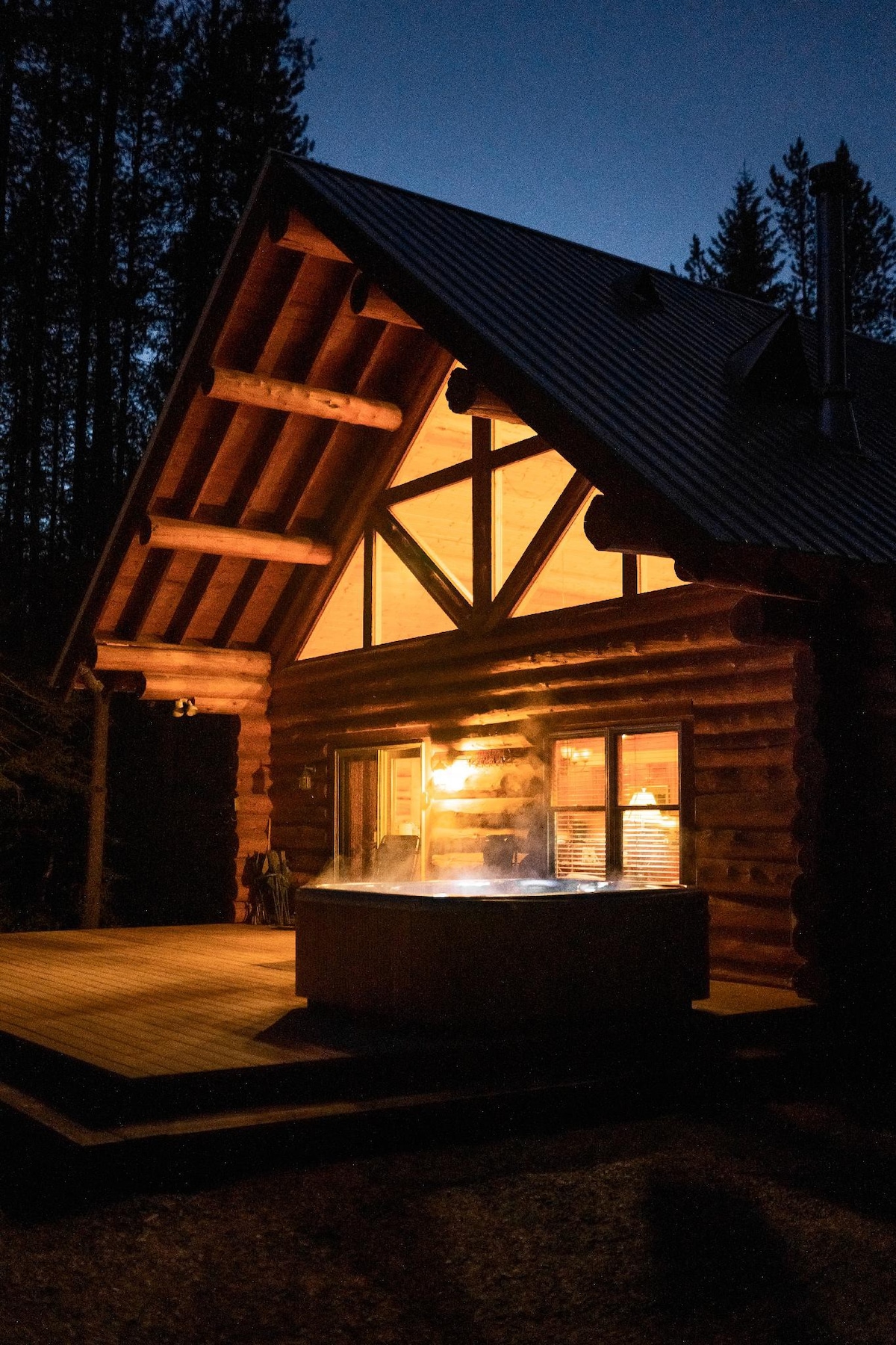 Glacier Hideaway - West Glacier Log Home