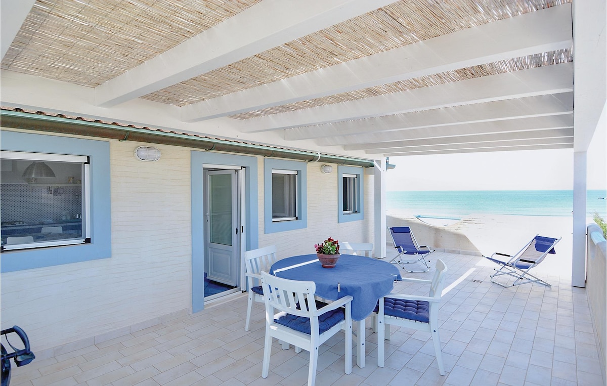 1 bedroom romantic apartment in Punta Braccetto RG