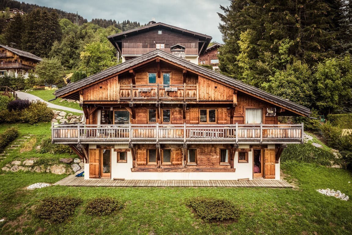 Chalet 5 minutes walk from the center of Megève