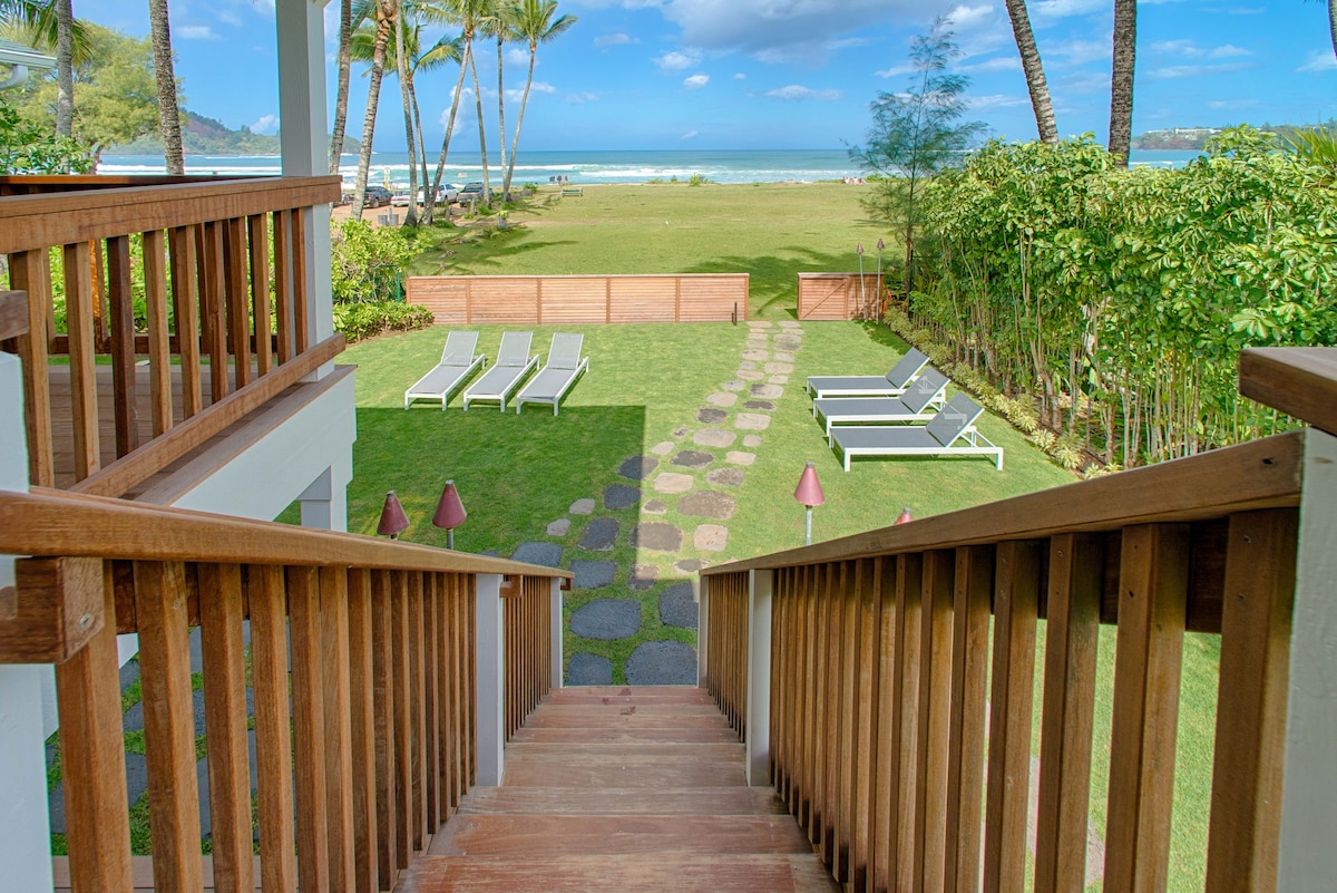 Hanalei Beachfront Estate with House and Cottage