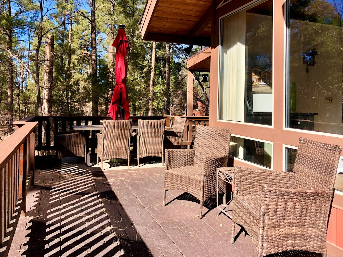 Hillside Hideaway - Prescott Cabin Rentals