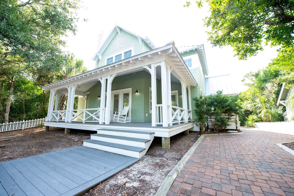 Kokomo Cottage in Cape Fear Station