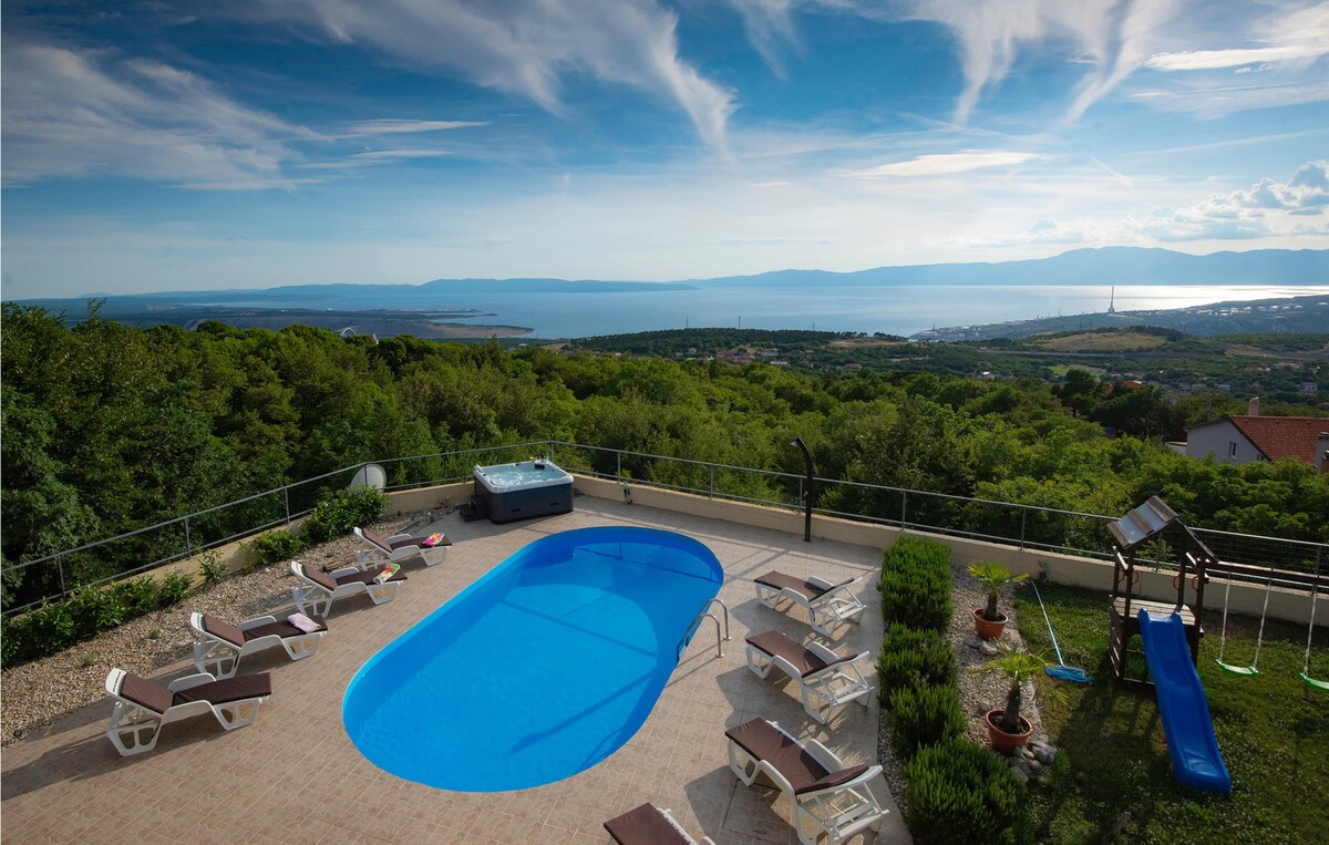 Pet friendly home in Kvarner with kitchen