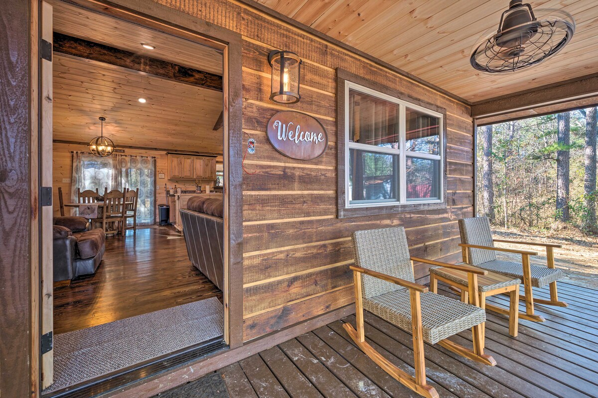 Updated Cabin w/ Fire Pit: 2 Mi to UTV & Hike