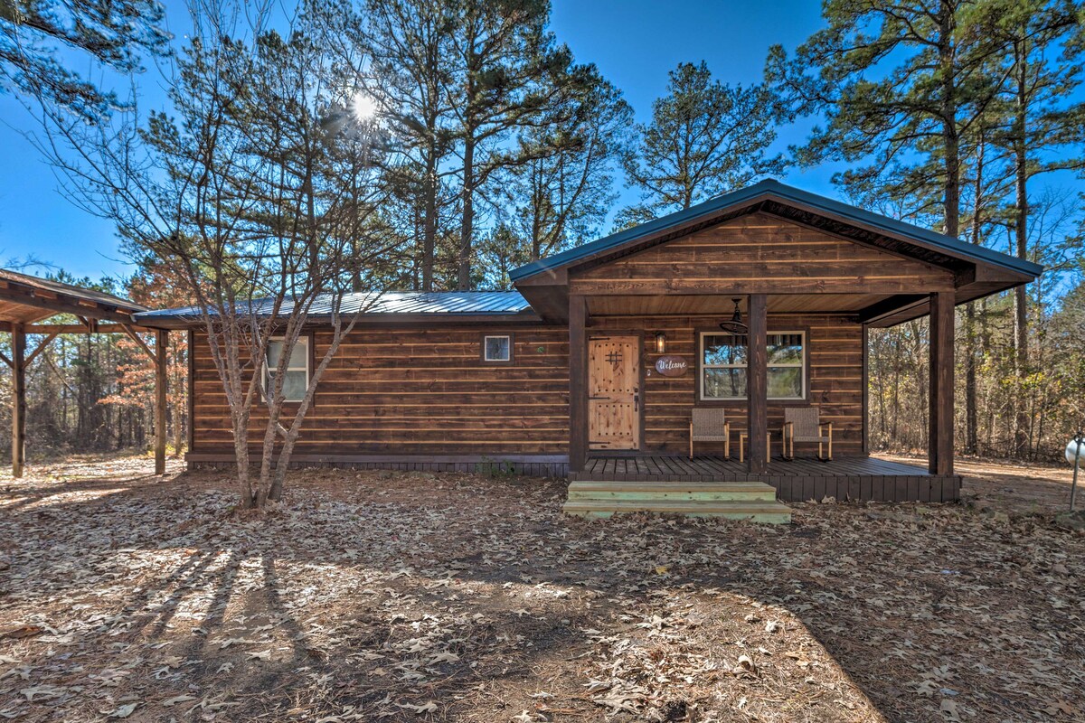 Updated Cabin w/ Fire Pit: 2 Mi to UTV & Hike