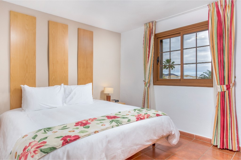 Spacious 1-Bed Apartment | Golf del Sur | Sleeps 4