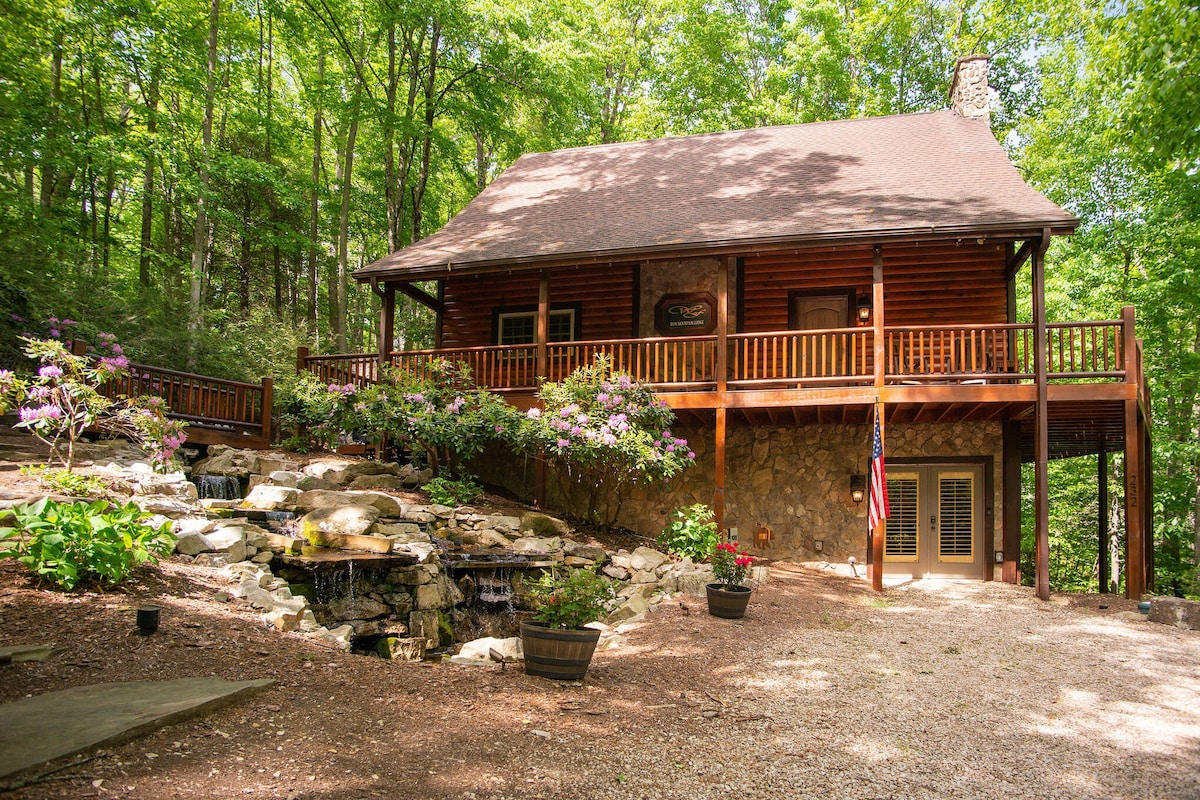 Iron Mountain Lodge, Watauga Lake -dj to Cherokee