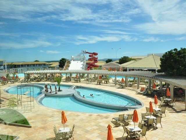 Resort Lacqua Diroma II带温泉泳池