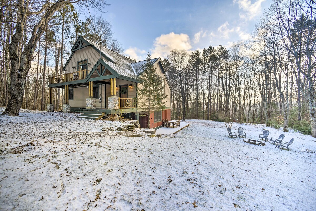 Secluded & Cozy Dog-Friendly Year-Round Retreat