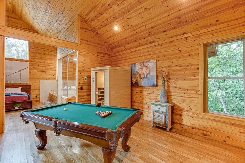 Perfect Couples Cabin with 2 Person Spa Bath