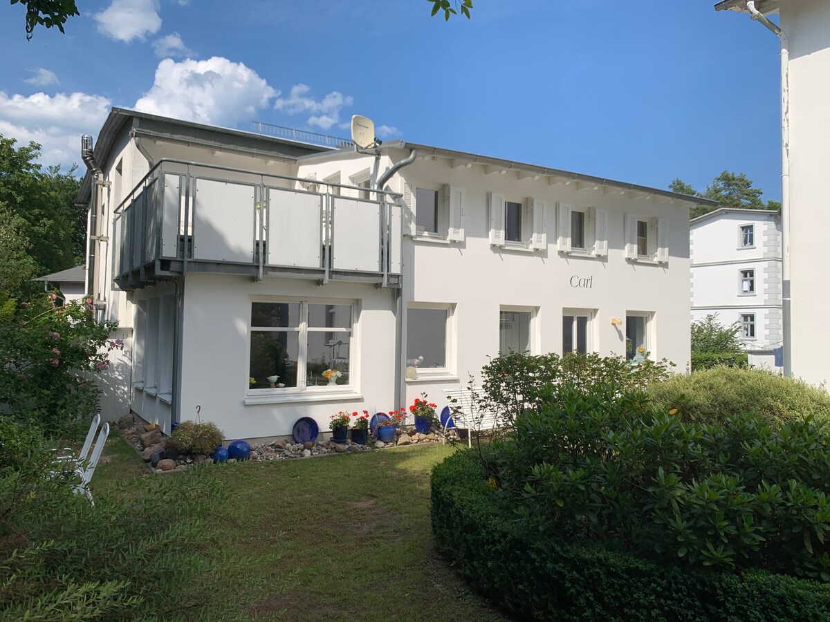 Carl · 90 m² Haus Carl im Garten der Villa Anna Zinnowitz